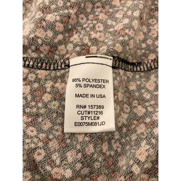 La La Land Mini Dress Medium Black Mauve Floral Print NWT Off Shoulder Empire - Picture 6 of 7